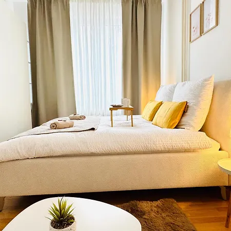 Katy's Cozy Corner Citycenter *