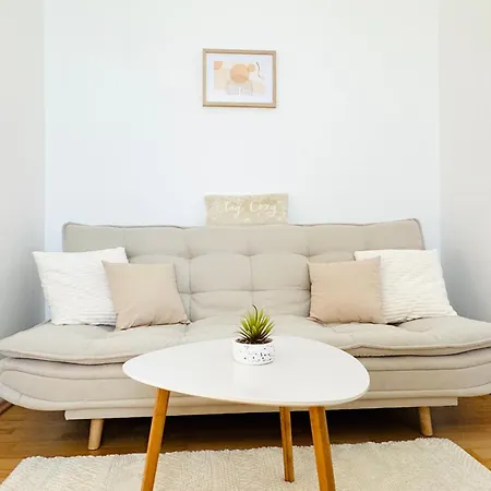 Katy's Cozy Corner Citycenter Apartman